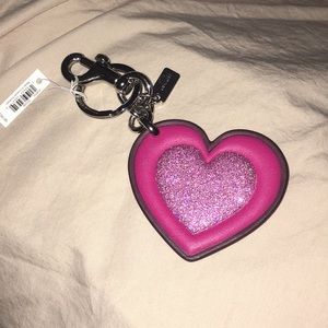 BRAND NEW: Coach leather keychain. Heart.